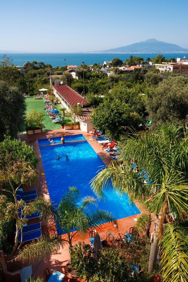 Sorrento Comfort Rooms Con Piscina Bagian luar foto