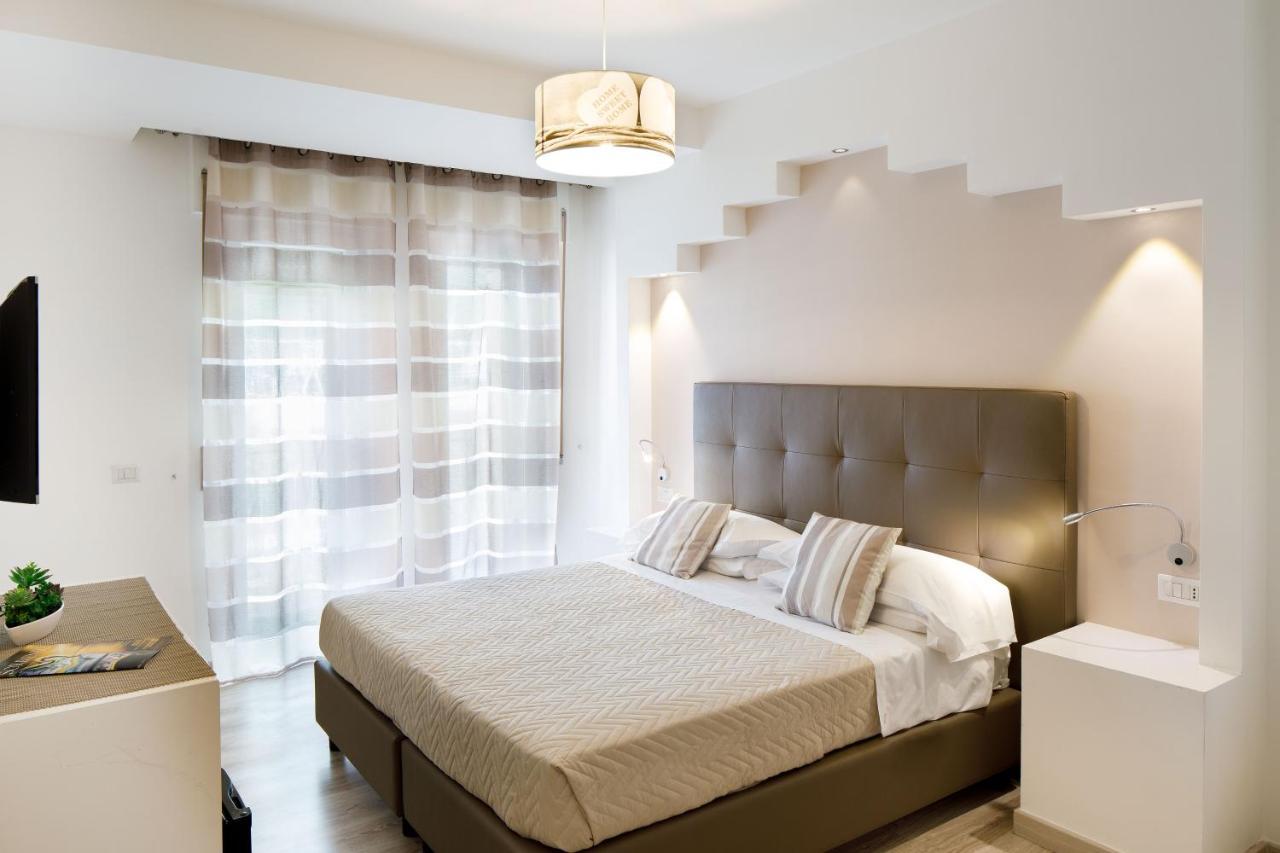 Sorrento Comfort Rooms Con Piscina Bagian luar foto