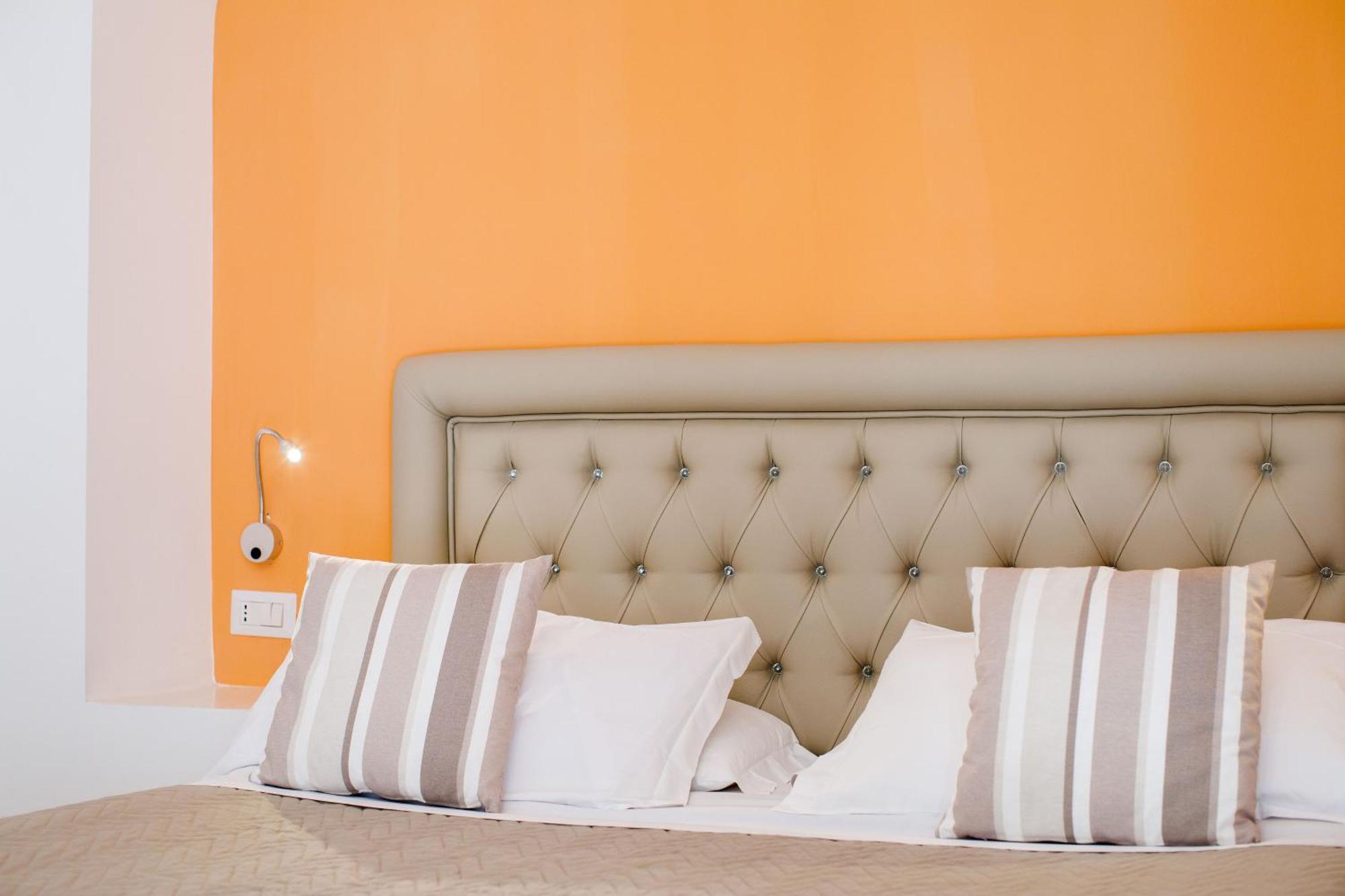 Sorrento Comfort Rooms Con Piscina Bagian luar foto